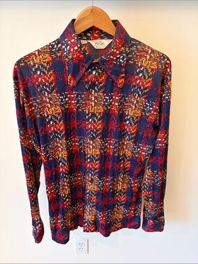 Focus Men's Navy Long-Sleeve Abstract Print Button-Down Shirt. Vintage